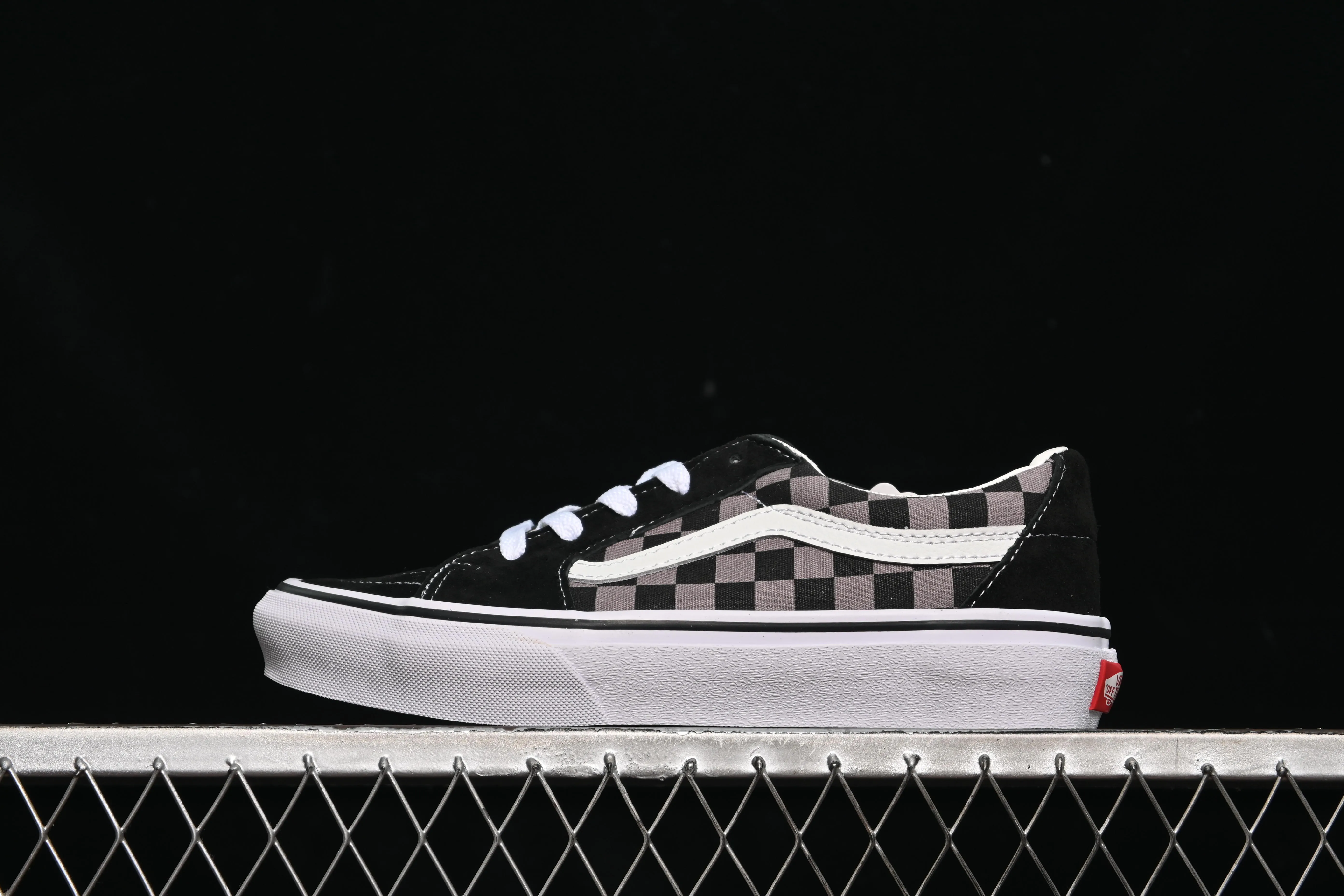 All categories Vans Vans series Vans Low Vans low-top Vans Sk8-Low Vans checkerboard anti-slip casual skateboard shoes VN0006GYBLK